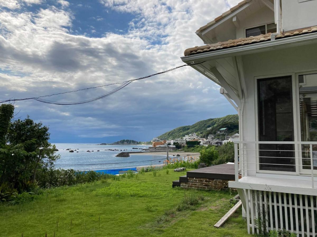 Gloce 葉山 Ocean View House 都心から1時間 湘南の絶景を独り占めペットok 出張bbq有り Йокосука Екстер'єр фото